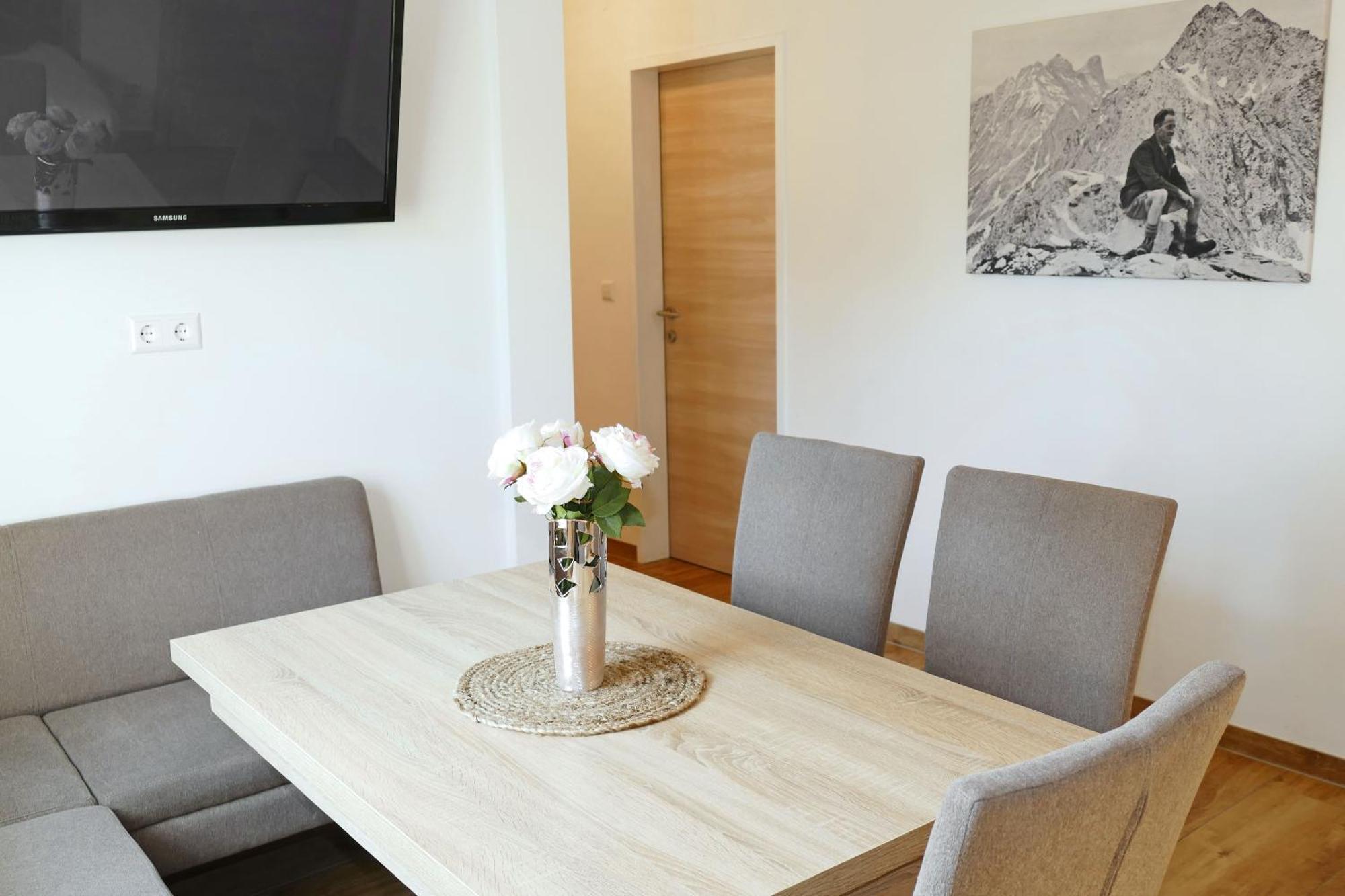 Appartement Mauterndorf 마우어테른도르프 외부 사진